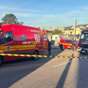 Motociclista morre após ser atropelado por caminhão em SC | Imagem: corpo de bombeiros
