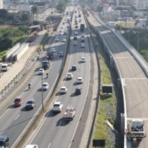 Idoso morre após colidir moto com caminhão na BR-101 | Foto: Mesorregional/Reprodução