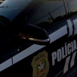 A prisão foi realizada na casa da namorada do suspeito | Imagem: Polícia Civil/Reprodução