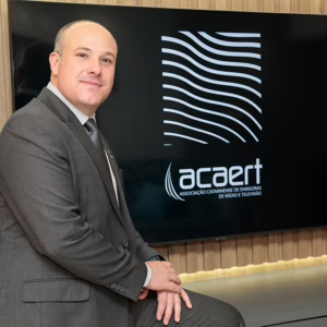 Acaert debate o futuro do rádio e da TV no Intercom Sul 2025 | Imagem: Acaert/Reprodução