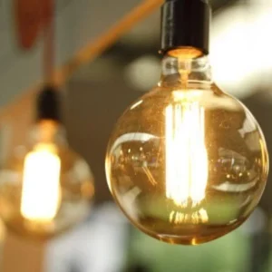 Bandeira vermelha em junho: dicas para economizar energia | Foto: Pexels, via SBT News