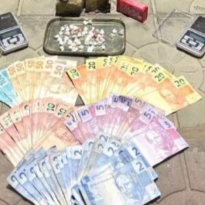 Casal é preso por tráfico de drogas em Lages | Foto: 6 BPM