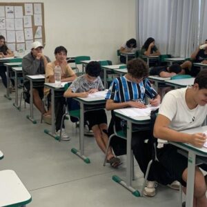 Faltou à aula Florianópolis busca alunos ausentes para evitar evasão escolar. - Foto: PMF/Reprodução