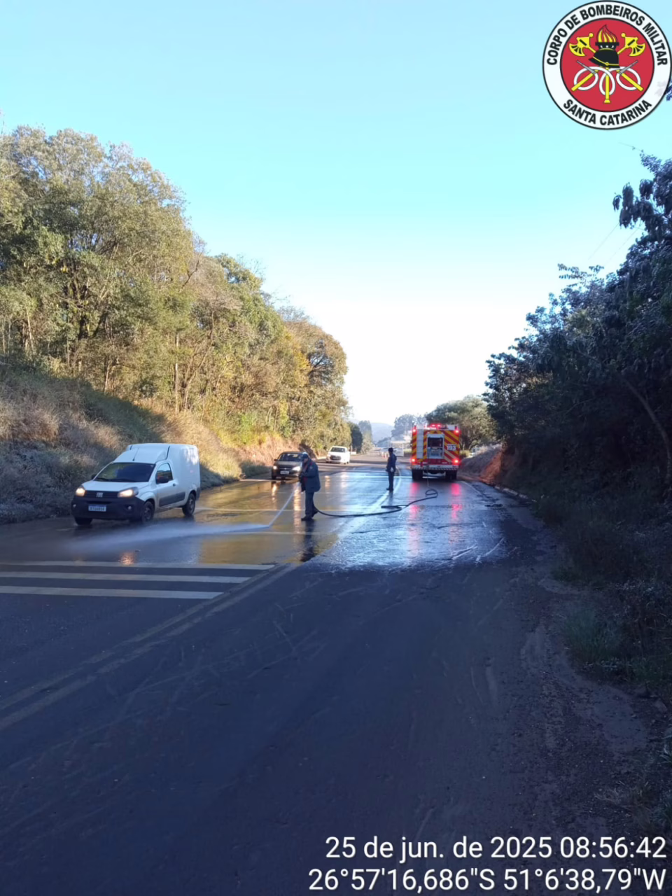 Gelo na pista causa capotamento na SC-135