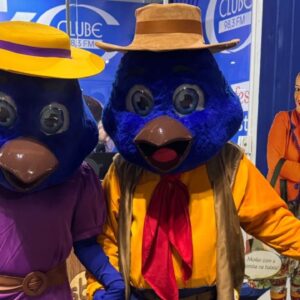 Gralhas repaginadas novos mascotes da Festa Nacional do Pinhão unem tradição e modernidade | Foto: Isabela Reche / Rádio Clube de Lages