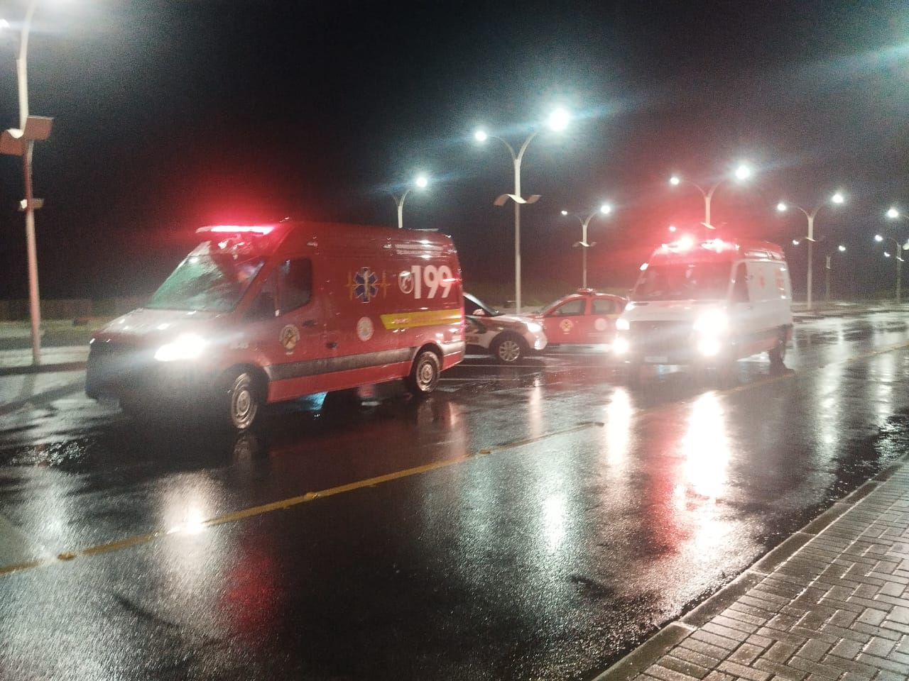 Motociclista morre após queda em rua do Sul de SC