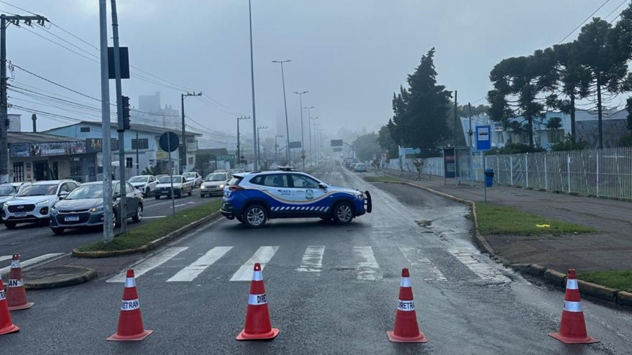 Obras na Avenida Dom Pedro II causam bloqueios parciais em Lages| Foto:  Secretaria de Obras e Infraestrutura e Diretoria de Trânsito (Diretran)/Divulgação