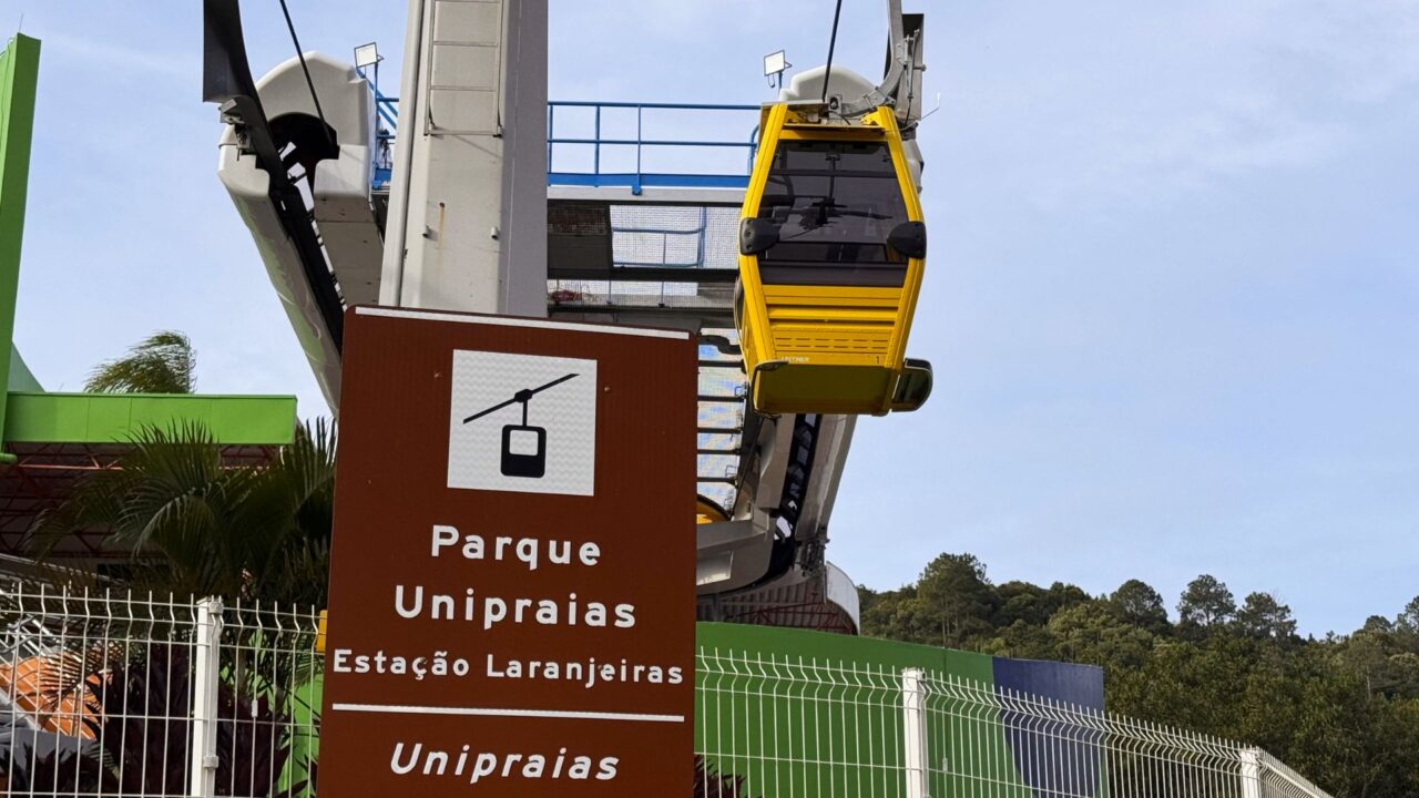 Parque Unipraias reabre com sistema de teleférico renovado em Balneário Camboriú