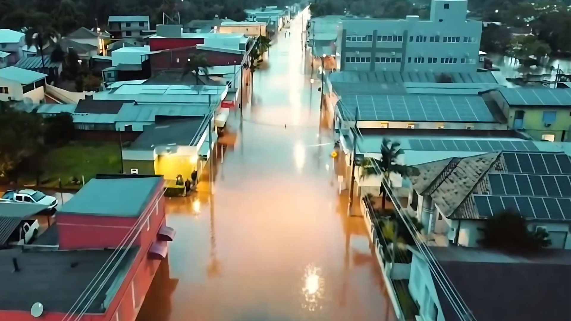Enchentes atingem mais de 20 cidades do RS e deixam desaparecidos – Imagem: Met Sul