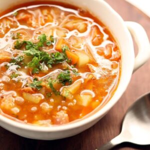 Esfriou? Veja quatro receitas saborosas de sopas e caldos para aquecer | Imagem: ilustrativa