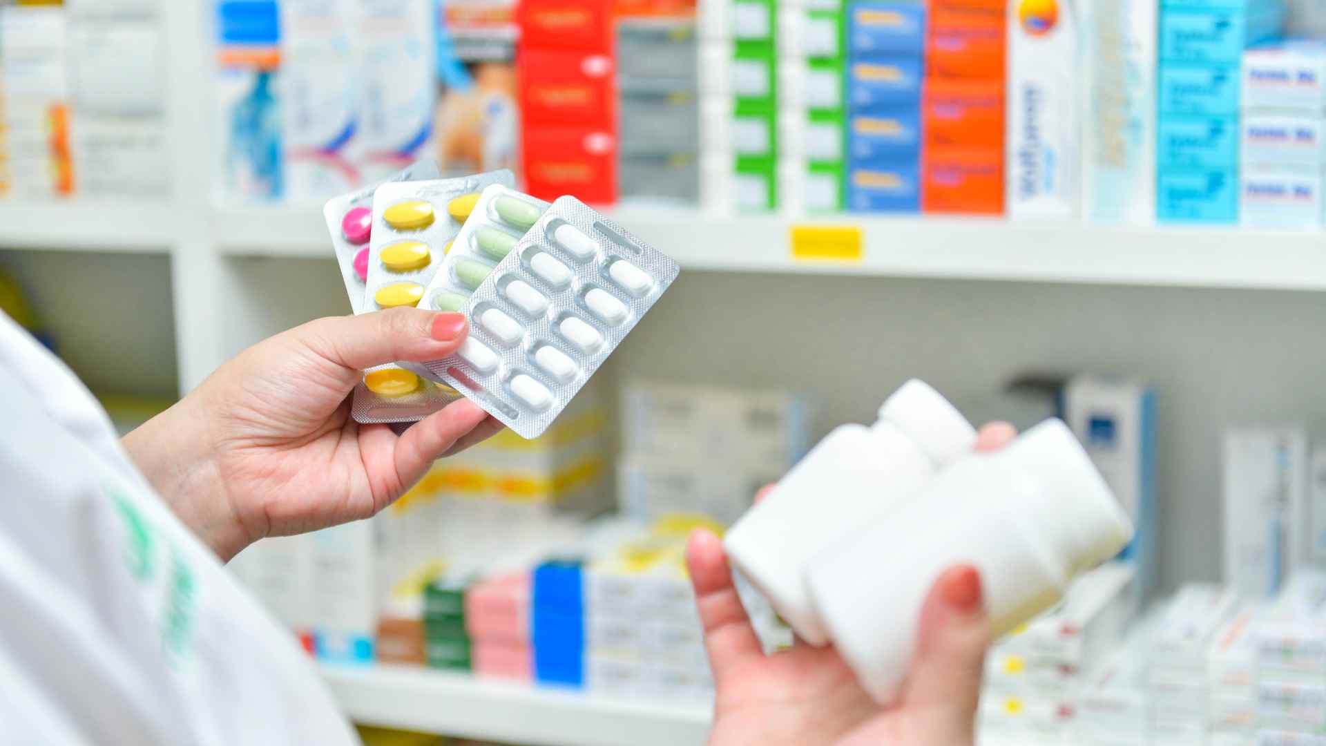 Saiba quais medicamentos tiveram lotes falsificados apreendidos pela Anvisa | Foto: Rafa Neddermeyer/Agência Brasil.