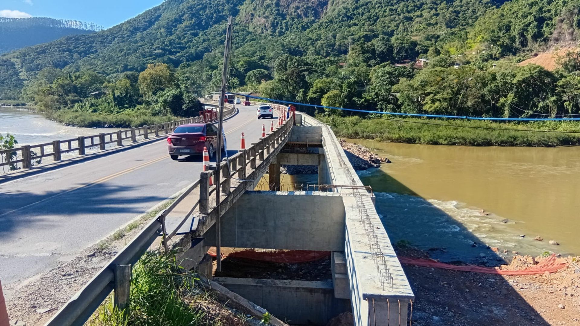 Obras na ponte entre Apiúna e Ibirama alteram tráfego na BR-470 | Foto: DNIT.