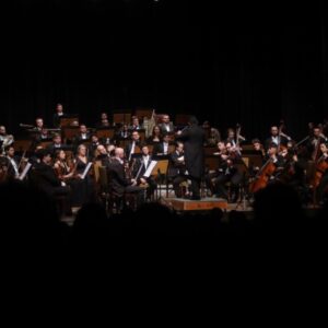 Orquestra Blumenau Filarmônica estreia na Oktoberfest com clássicos alemães | Foto: Lucas Prudêncio.