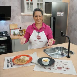 Aprenda a fazer um estrogonofe de miolo de alcatra e um clássico crème brûlée | Foto: SCC SBT.