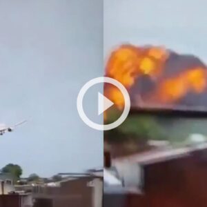 VÍDEO: avião com mais de 200 pessoas cai e explode perto de aeroporto | Foto: Redes sociais/Reprodução