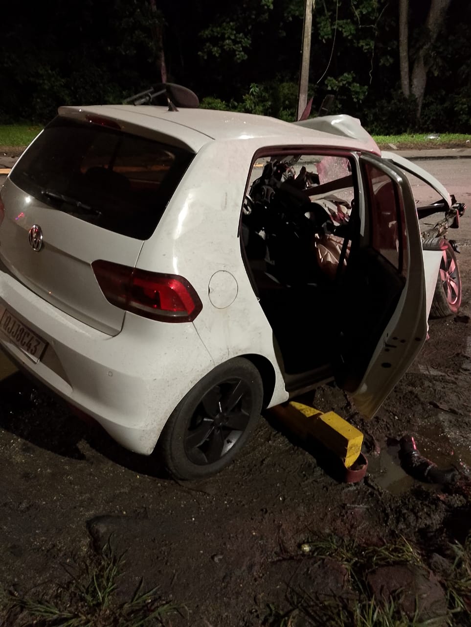 Acidente gravíssimo mata jovem e deixa carro irreconhecível na BR-280