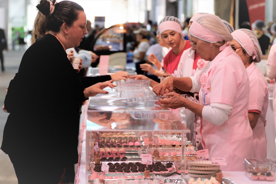 Feira da Amizade bate recorde de público e movimenta R$ 3,4 milhões em Blumenau