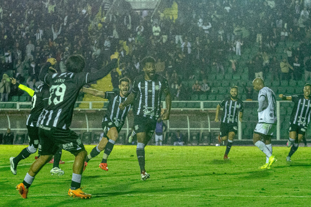 Figueirense vence o Botafogo-PB e embala na Série C sob comando de Pintado. – Foto: Patrick Floriani / FFC