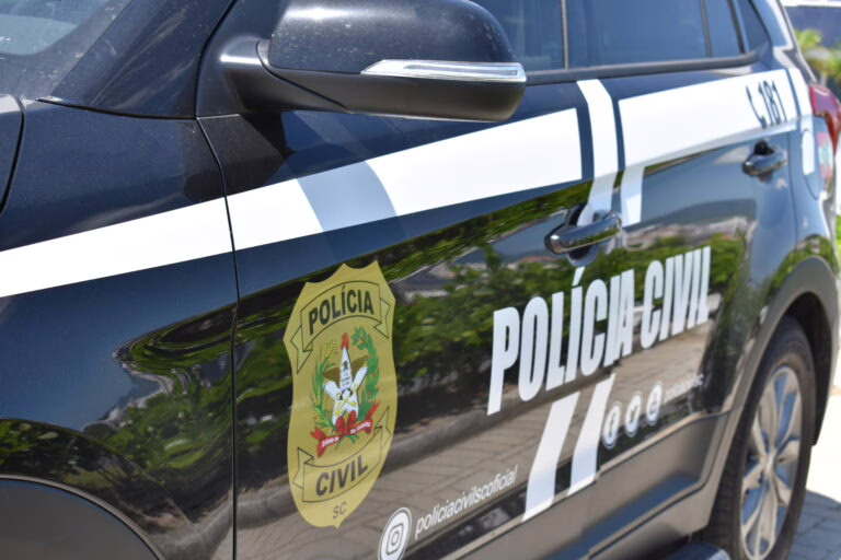 Trio suspeito de executar idosas por disputa de terra em SC se entrega à polícia. – Foto: PCSC/Reprodução