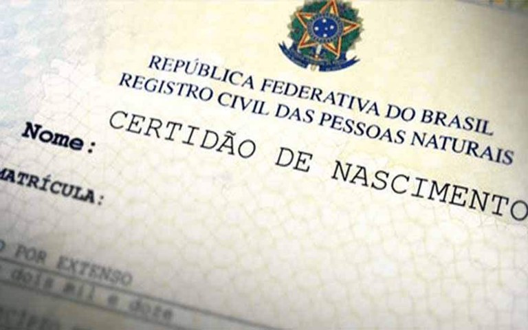 Após morte da filha, mãe de SC poderá seguir na Justiça por reconhecimento da maternidade. – Foto: Arquivo/Agência Brasil