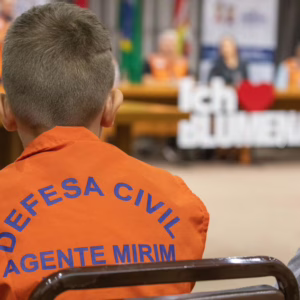 Defesa Civil inicia Julho Laranja com foco em prevenção de desastres em Blumenau | Defesa Civil 