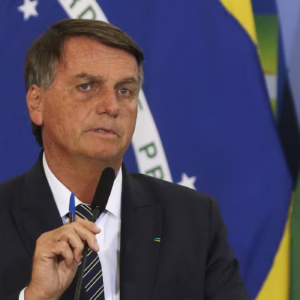 Bolsonaro não quebrou regra das redes sociais, diz defesa ao STF. - Foto:  Fabio Rodrigues-Pozzebom/ Agência Brasil/Reprodução