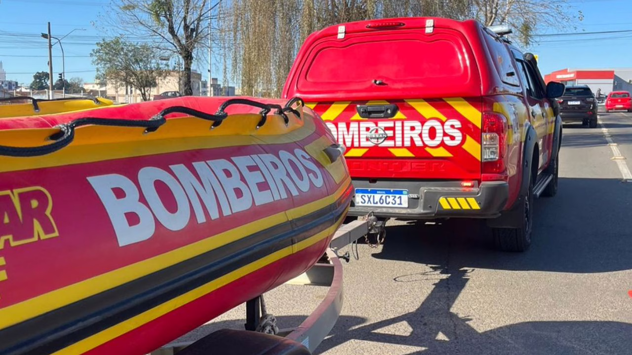 Bombeiros de Lages buscam por homem desaparecido no Rio Carahá | Foto: Isabela Reche / Rádio Clube de Lages