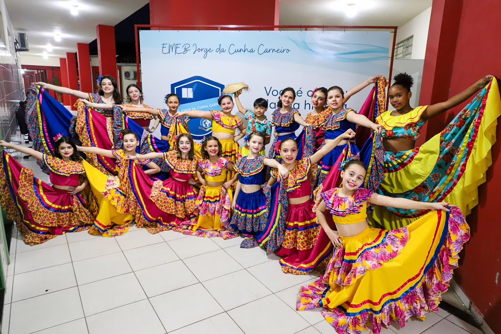 Grupo da EMEB Jorge da Cunha Carneiro apresentará coreografia de carimbó no Festival de Dança de Joinville l Foto: Prefeitura de Criciúma / Divulgação