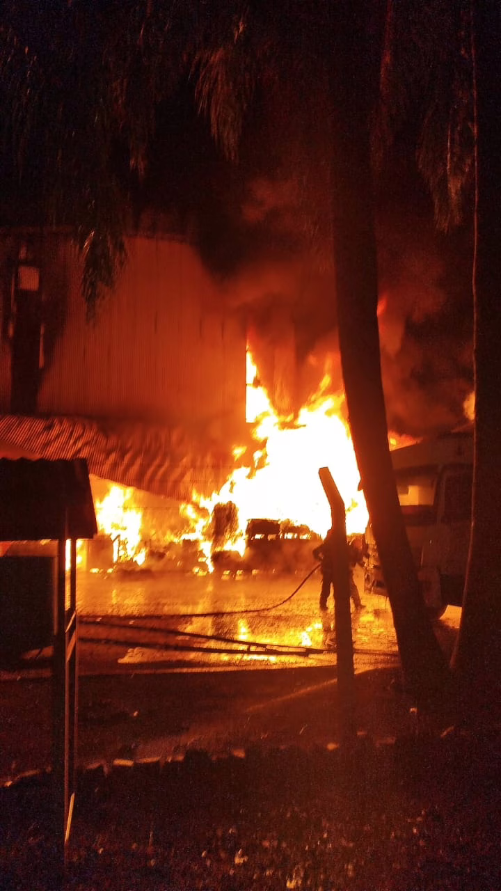Fogo atinge galpão de sementes em Abelardo Luz