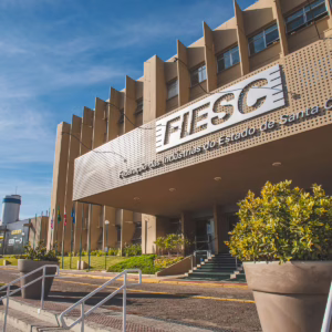 FIESC analisa impactos da taxação dos EUA sobre exportações brasileiras l Foto: Divulgação / Fiesc