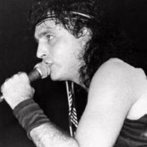 Morre primeiro vocalista do Iron Maiden, aos 69 anos. - Foto: Redes sociais/Reprodução