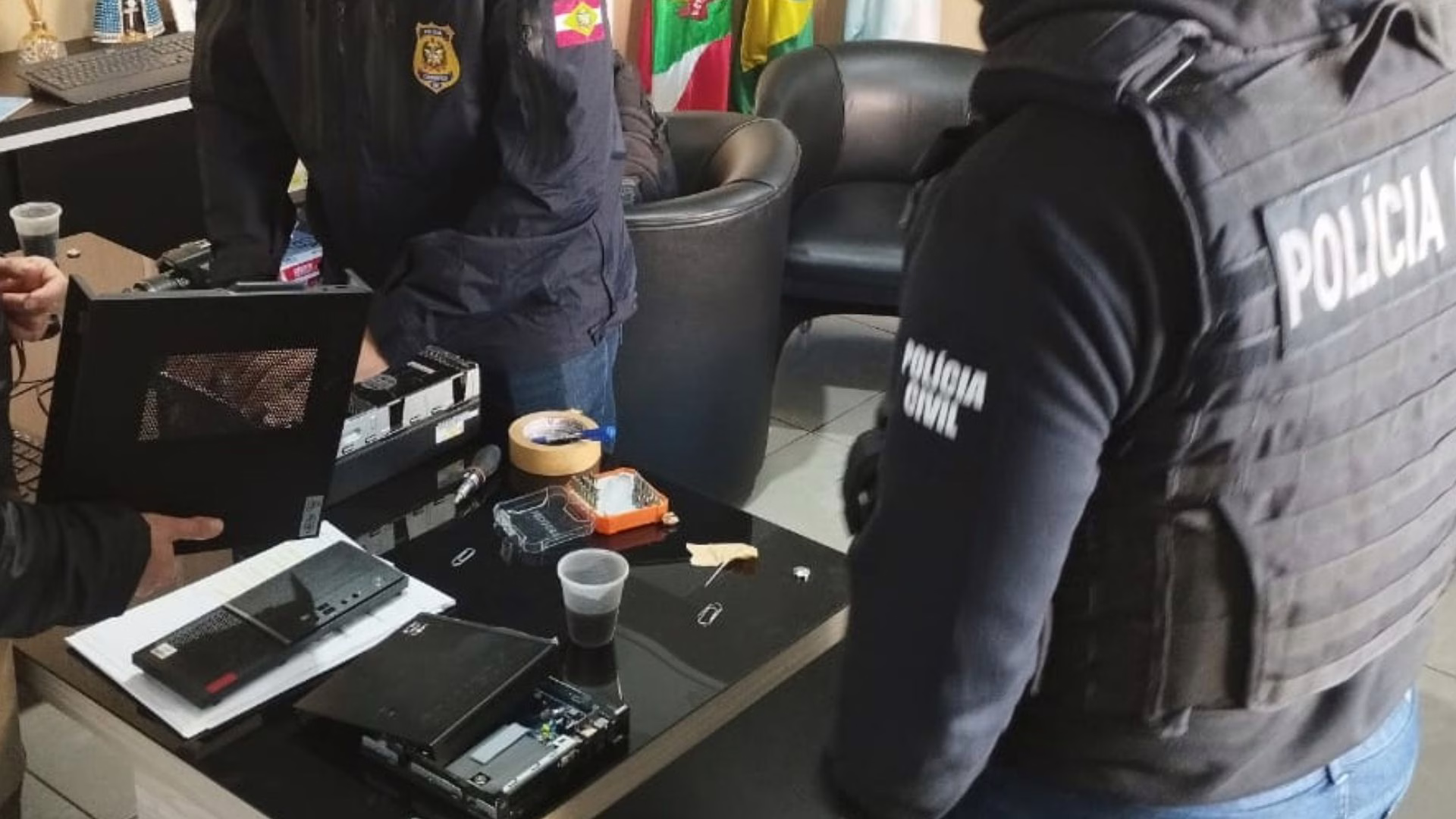 Prefeito de SC é indiciado em operação da Polícia Civil; saiba detalhes – Imagem: PCSC