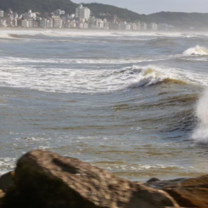 Mar agitado e ventos fortes: saiba até quando Santa Catarina deve ficar em alerta - Imagem:  Julio Cavalheiro / Arquivo / SECOM