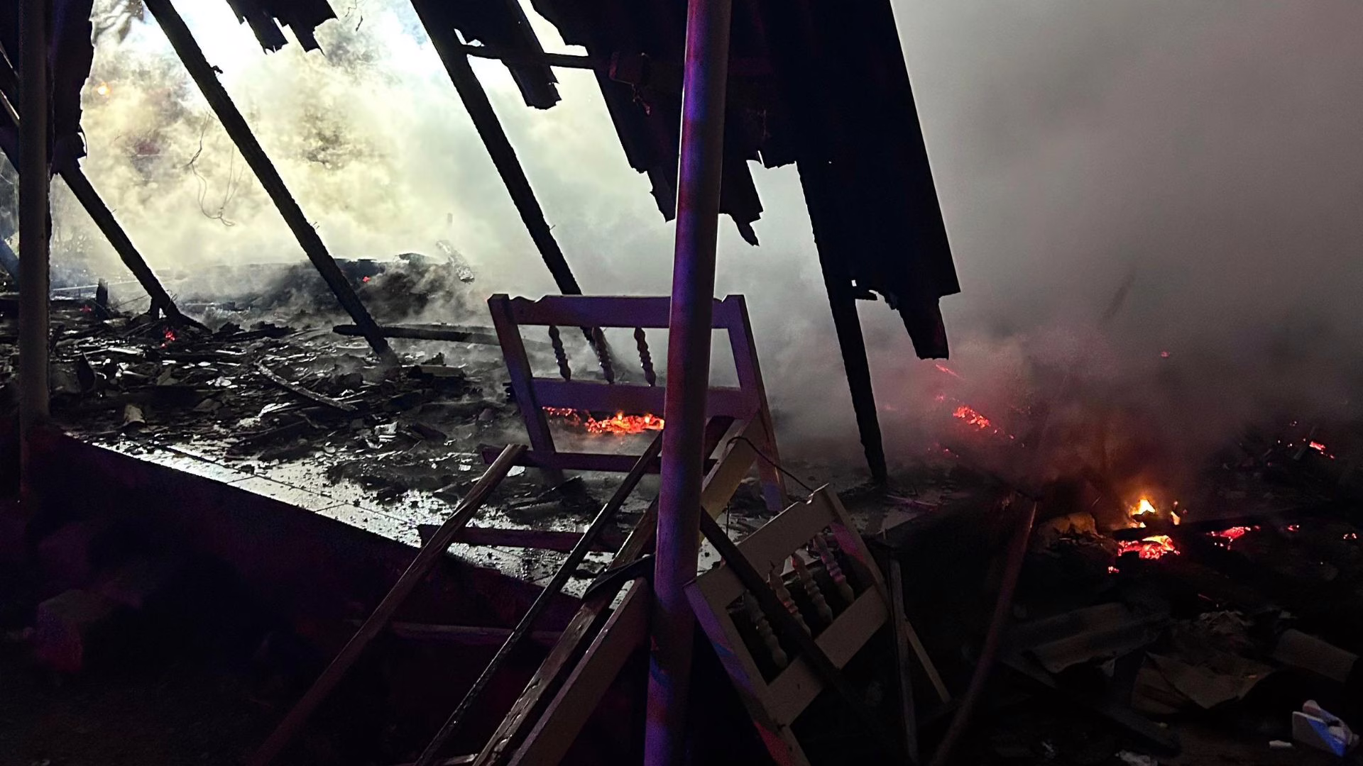 Incêndio destrói casa e mata cadeirante em SC | Foto: CBMSC/Reprodução