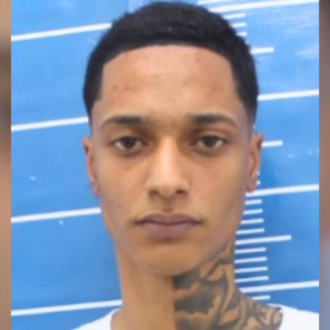 Rapper Oruam se torna réu por atacar policiais com pedras. - Foto: Reproduão/Redes sociais