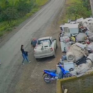 VÍDEO: Homem morre atropelado por caminhão em pequena cidade de SC
