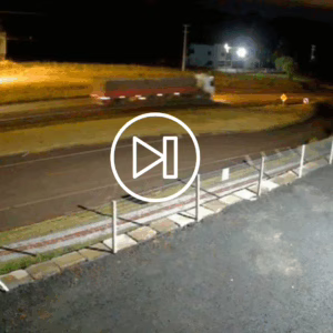 As imagens das câmeras devem ser analisadas pelas autoridades e podem ajudar a esclarecer a responsabilidade pela colisão | Divulgação