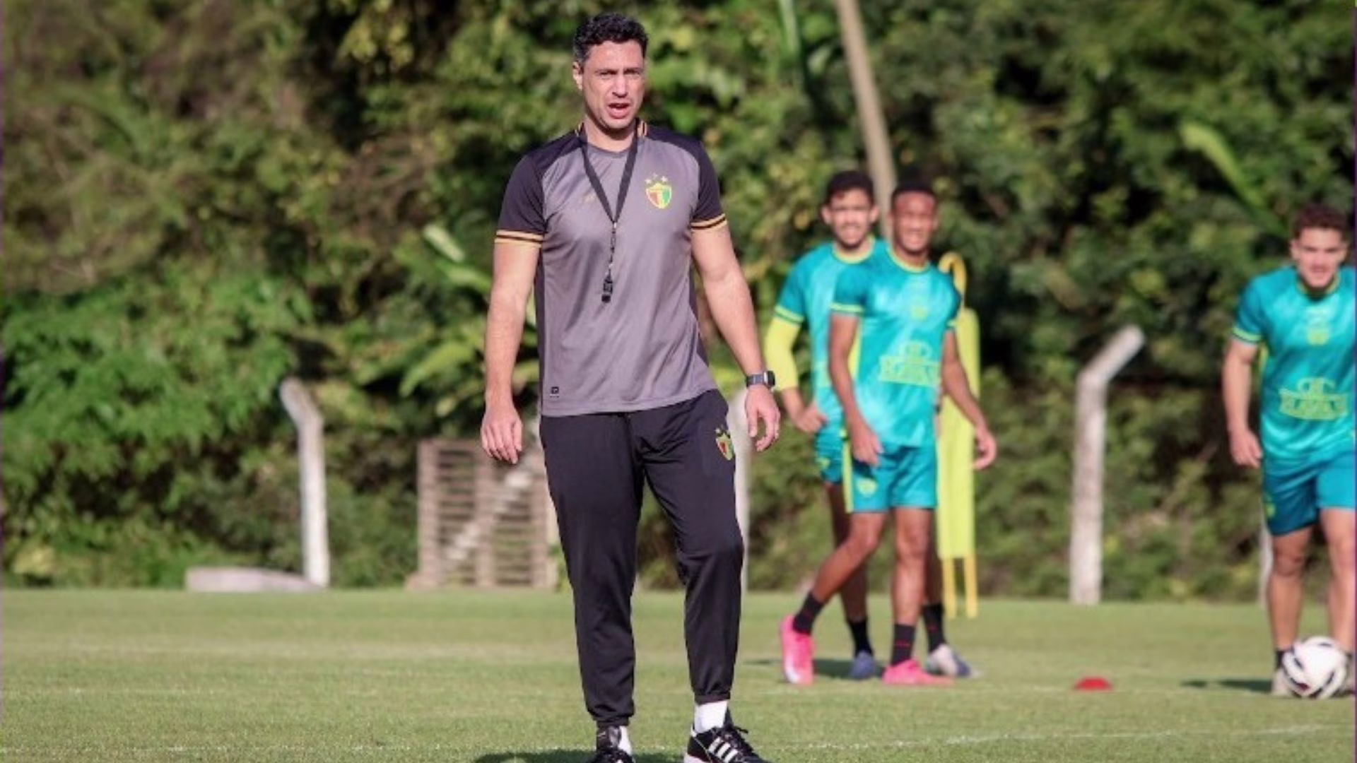 Fim de semana agitado para os catarinenses no futebol: as rapidinhas do esporte. | Foto: reprodução. 