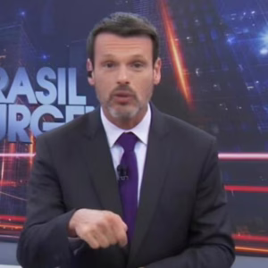 Após afastamento, repórter que agrediu colega volta à TV; entenda | Foto: Band/Reprodução