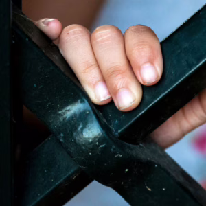 Gritos de socorro revelam jovem presa por ex em SC; suspeito foi preso | Foto: Canva/Reprodução