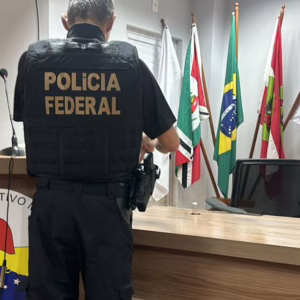 Compra de votos com cédulas falsas leva à cassação de vereador e inelegibilidade de ex-candidato a prefeito em SC | Imagem: PF 