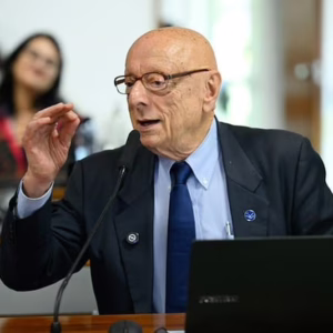 CCJ aprova voto impresso por indicação de Amin