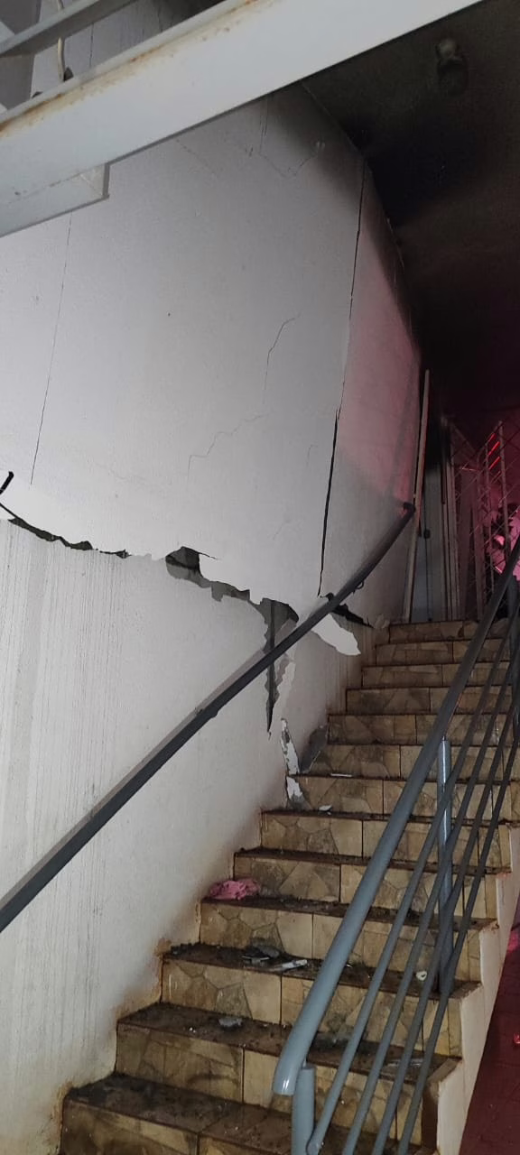 Botijão de gás explode e causa incêndio em apartamento de SC