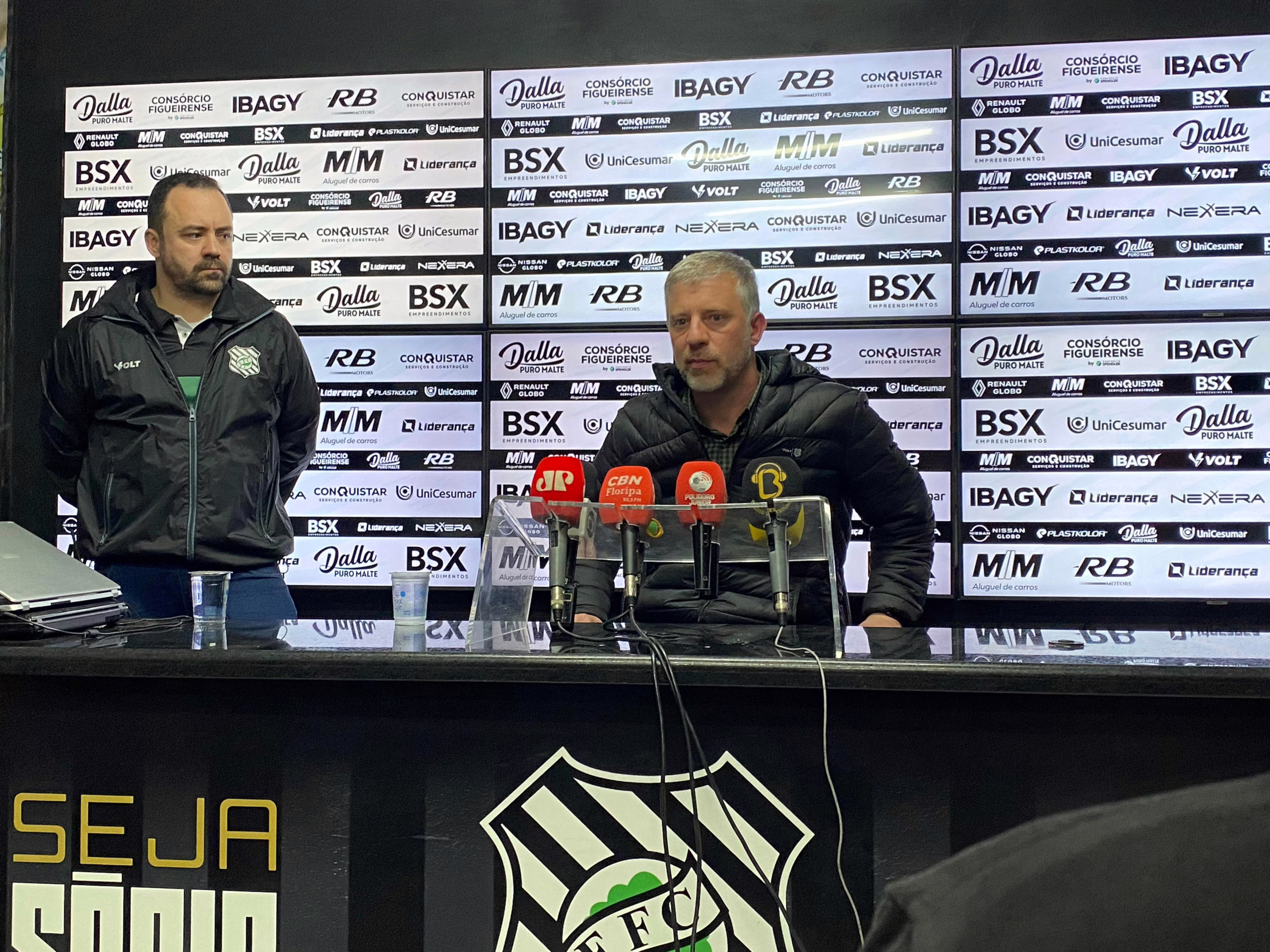 Figueirense demite Pintado após sequência negativa na Série C. – Foto: Roberto Gatti/Reprodução