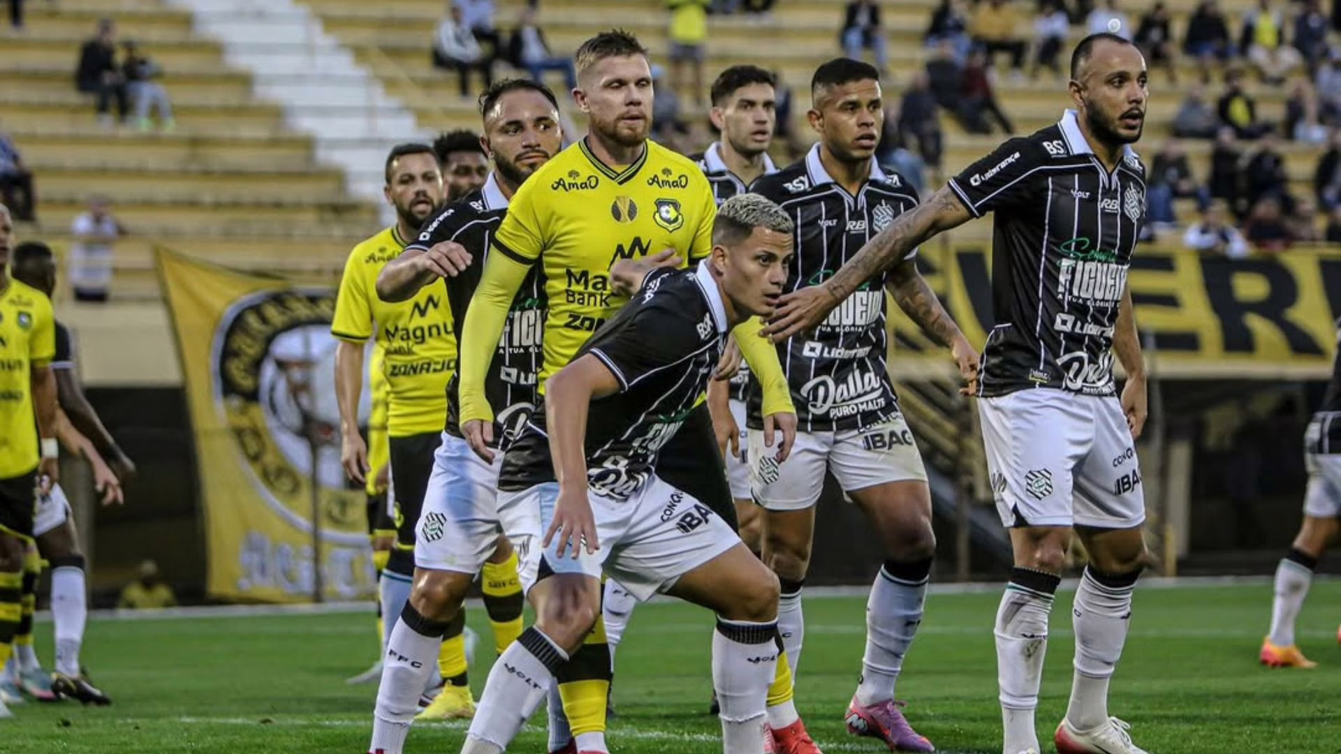 Figueirense vence São Bernardo e volta a sonhar com o G-8 da Série C. – Foto: Janes Carvalho/São Bernardo/ Redes Sociais/ Divulgação