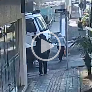 VÍDEO: idosa atropelada por caminhão na faixa de pedestre tem perna amputada em SC | Foto: Gionei Argenta/ClicRDC/Reprodução