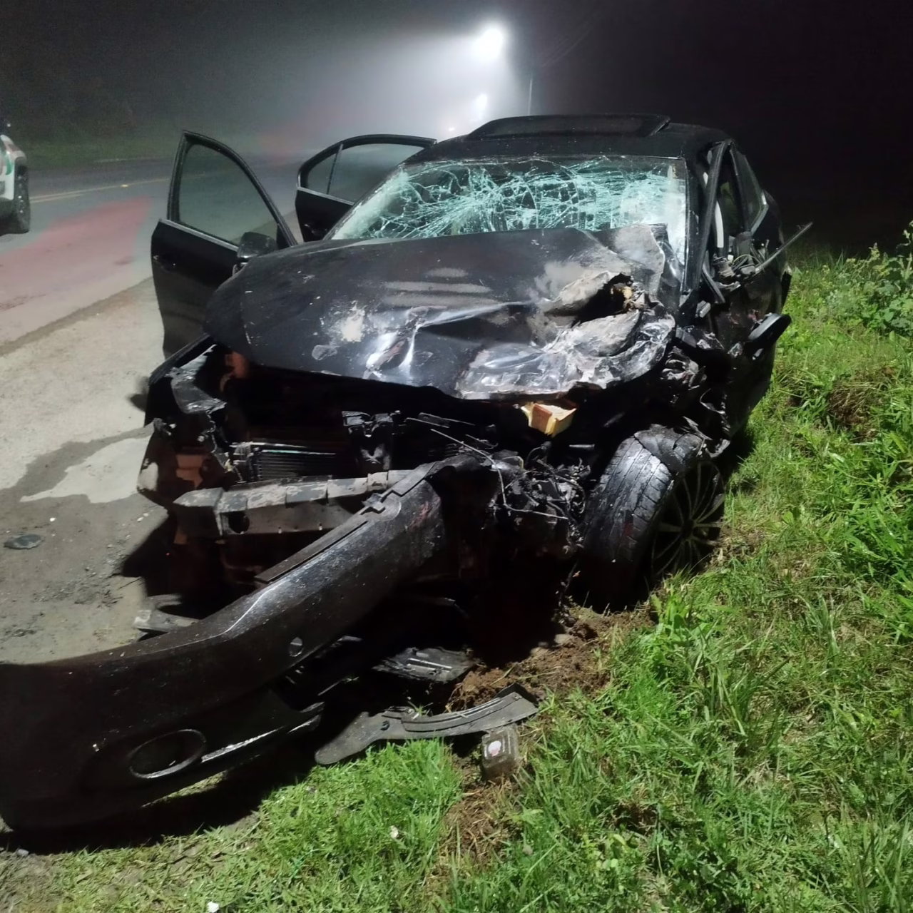 Jovem morre e três ficam feridos em acidente na SC-350 em SC