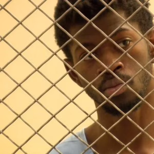 Lil Nas X é acusado por quatro crimes após ser abordado seminu e preso nos EUA | Foto: Reprodução/SBT News