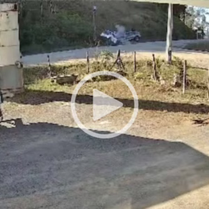 Imagens fortes! Grave acidente mata homem em pequena cidade de SC
