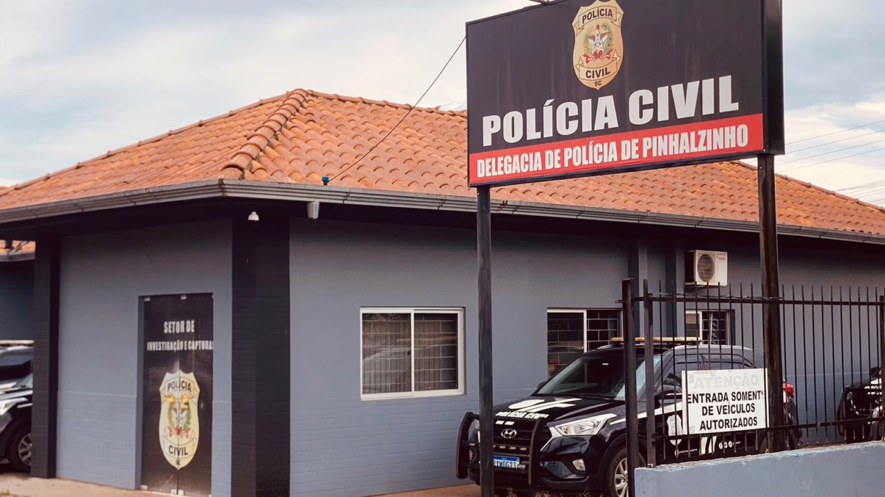 Operação 'Sem Saída' prende três por tráfico de drogas em SC
